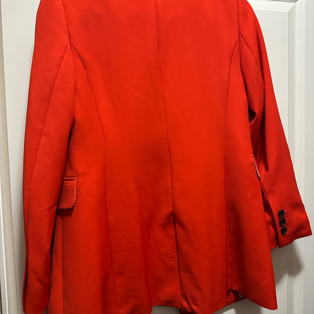 Beautiful blazer - Picture 2 of 3